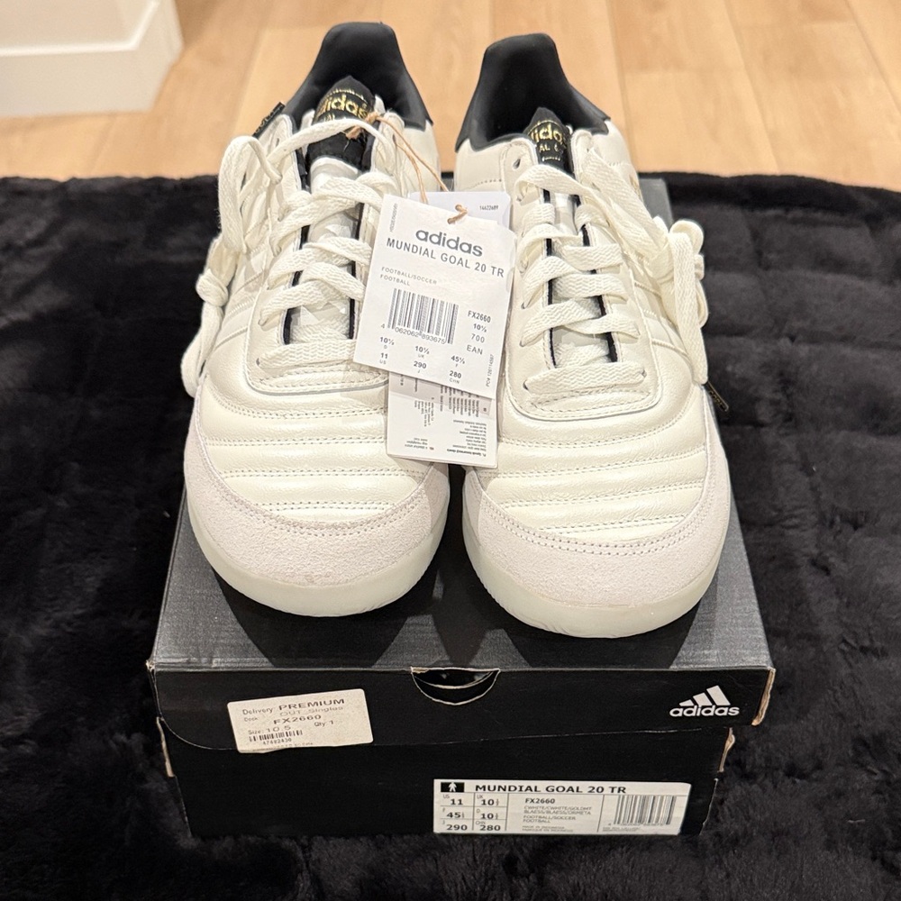 Adidas Mundial Goal 20 TR Cream and Black Sneakers FX2660 Soccer U.S. 11